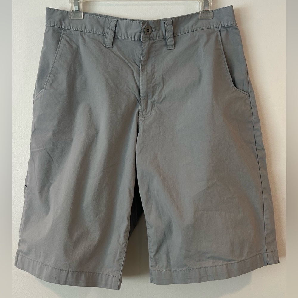Dickies (Temp-IQ) Mens Shorts. Size 32w